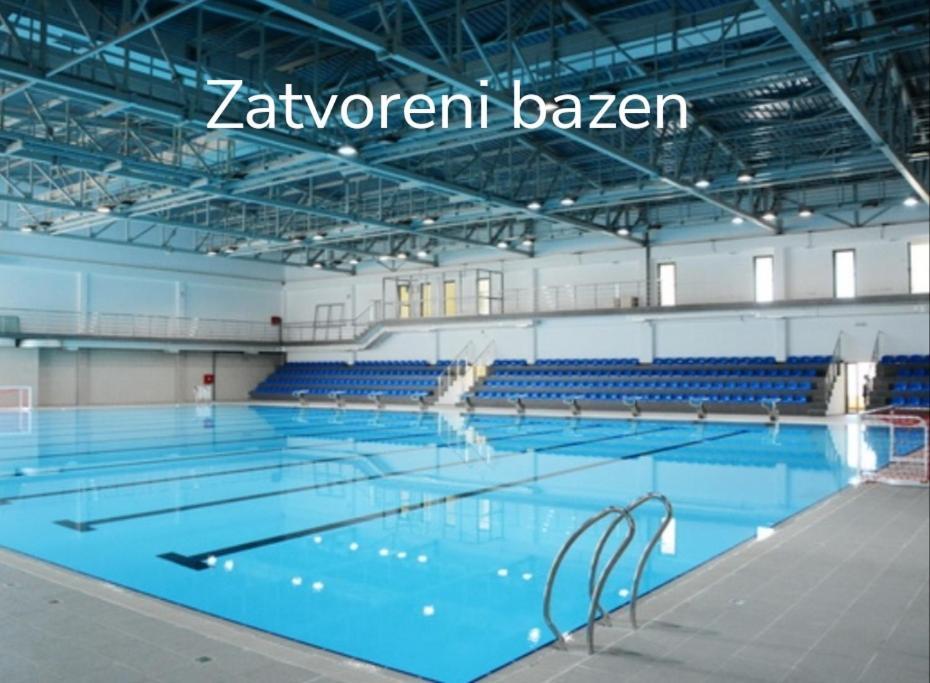 Apartman Vukota Pirot Zewnętrze zdjęcie