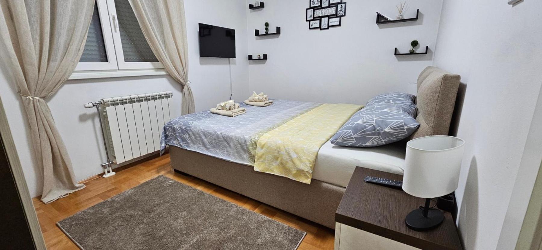 Apartman Vukota Pirot Zewnętrze zdjęcie